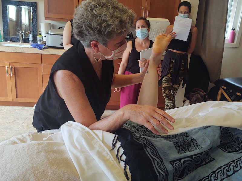 Carol Hart demonstrating Mana Lomi technique